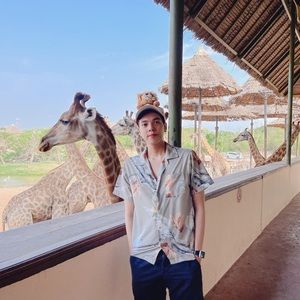 Meet your Posher, Siam